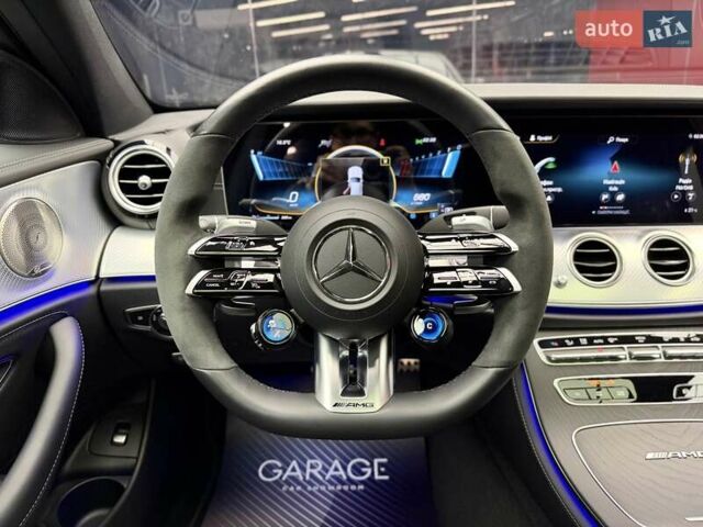 Черный Мерседес Е-Класс, объемом двигателя 4 л и пробегом 47 тыс. км за 113900 $, фото 30 на Automoto.ua