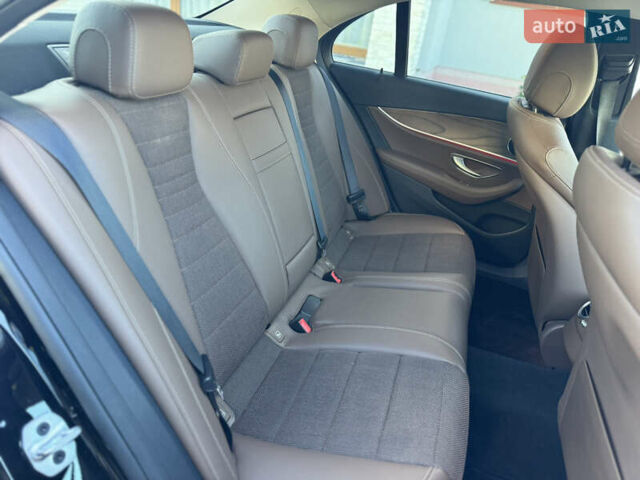 Черный Мерседес Е-Класс, объемом двигателя 2 л и пробегом 107 тыс. км за 45500 $, фото 31 на Automoto.ua