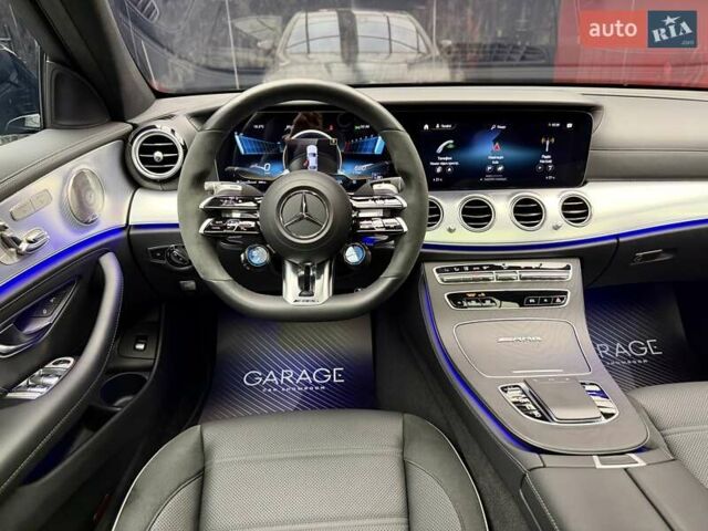 Черный Мерседес Е-Класс, объемом двигателя 4 л и пробегом 47 тыс. км за 113900 $, фото 31 на Automoto.ua