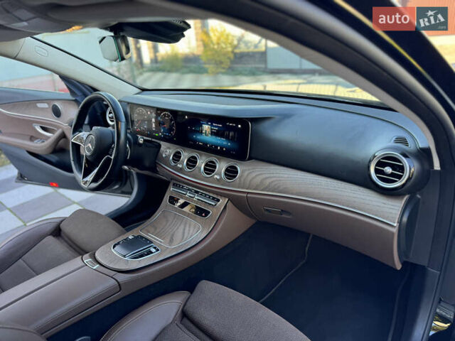 Черный Мерседес Е-Класс, объемом двигателя 2 л и пробегом 107 тыс. км за 45500 $, фото 32 на Automoto.ua