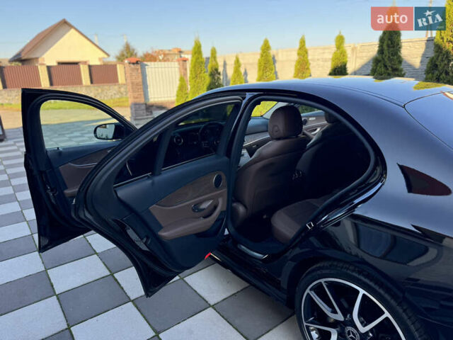 Черный Мерседес Е-Класс, объемом двигателя 2 л и пробегом 107 тыс. км за 45500 $, фото 24 на Automoto.ua