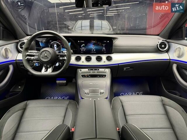 Черный Мерседес Е-Класс, объемом двигателя 4 л и пробегом 47 тыс. км за 113900 $, фото 36 на Automoto.ua