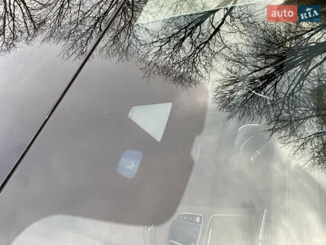 Черный Мерседес Е-Класс, объемом двигателя 2 л и пробегом 71 тыс. км за 53700 $, фото 59 на Automoto.ua