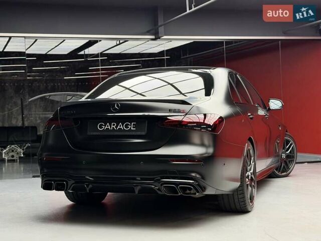 Черный Мерседес Е-Класс, объемом двигателя 4 л и пробегом 47 тыс. км за 113900 $, фото 15 на Automoto.ua