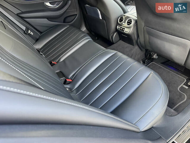 Черный Мерседес Е-Класс, объемом двигателя 2.93 л и пробегом 153 тыс. км за 51999 $, фото 53 на Automoto.ua