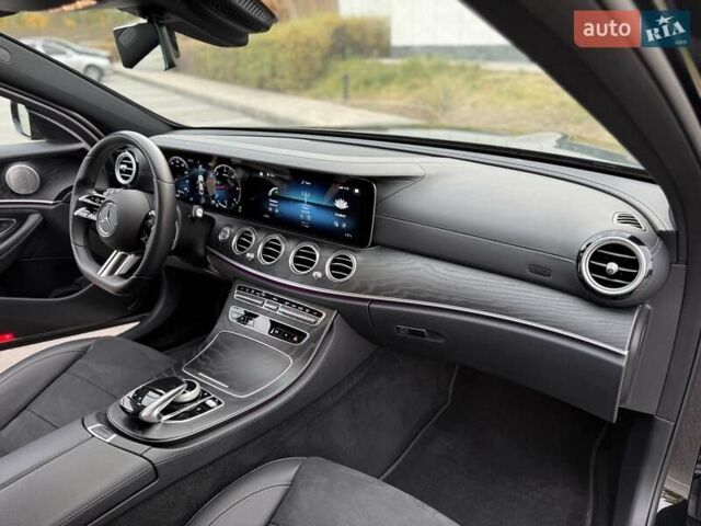 Чорний Мерседес Е-Клас, об'ємом двигуна 1.95 л та пробігом 44 тис. км за 55500 $, фото 41 на Automoto.ua