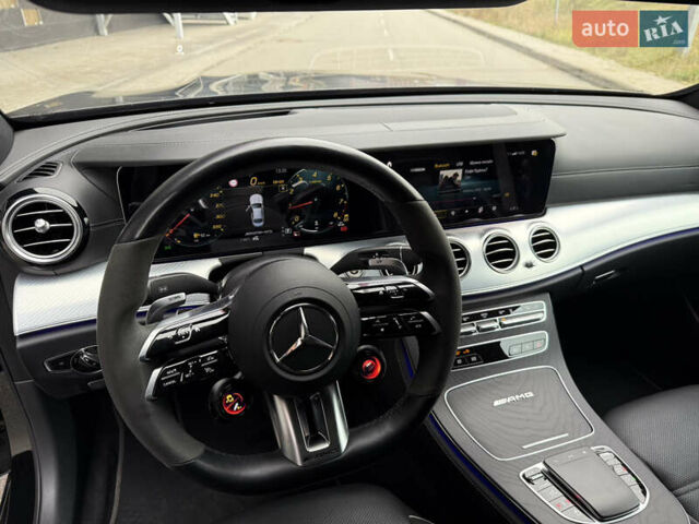 Черный Мерседес Е-Класс, объемом двигателя 4 л и пробегом 47 тыс. км за 120000 $, фото 24 на Automoto.ua