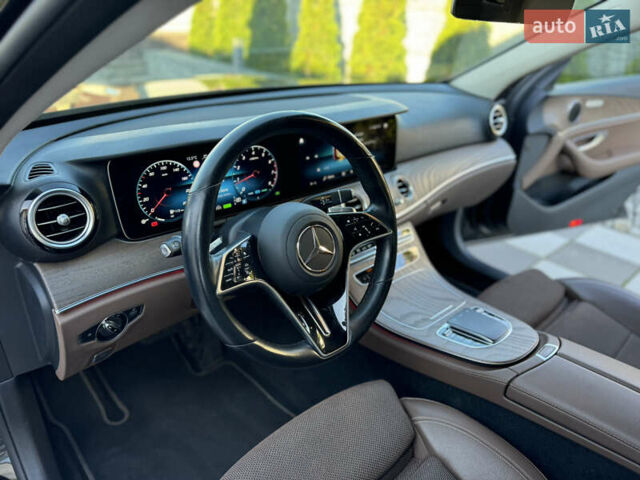 Черный Мерседес Е-Класс, объемом двигателя 2 л и пробегом 107 тыс. км за 45500 $, фото 23 на Automoto.ua