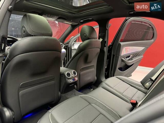 Черный Мерседес Е-Класс, объемом двигателя 4 л и пробегом 47 тыс. км за 113900 $, фото 44 на Automoto.ua