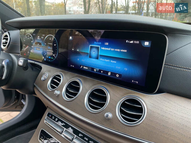 Черный Мерседес Е-Класс, объемом двигателя 2 л и пробегом 71 тыс. км за 53700 $, фото 34 на Automoto.ua