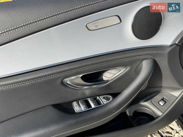 Черный Мерседес Е-Класс, объемом двигателя 2.93 л и пробегом 153 тыс. км за 51999 $, фото 65 на Automoto.ua