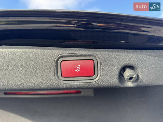 Черный Мерседес Е-Класс, объемом двигателя 2.93 л и пробегом 153 тыс. км за 51999 $, фото 56 на Automoto.ua