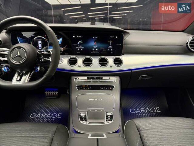 Черный Мерседес Е-Класс, объемом двигателя 4 л и пробегом 47 тыс. км за 113900 $, фото 34 на Automoto.ua