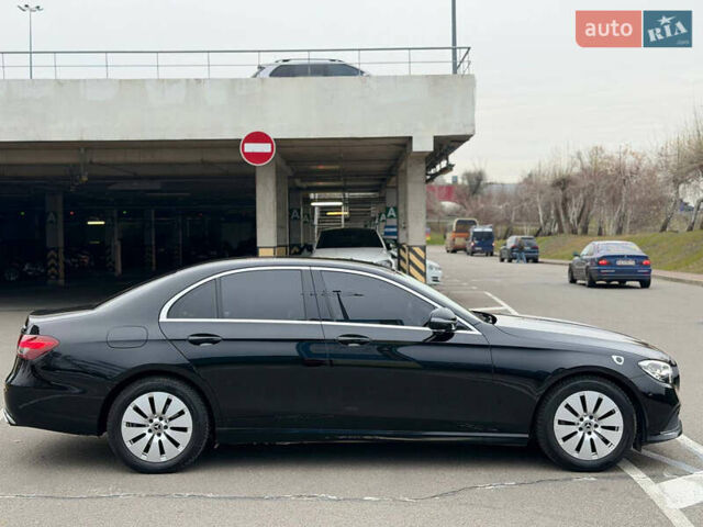 Чорний Мерседес Е-Клас, об'ємом двигуна 1.95 л та пробігом 40 тис. км за 43900 $, фото 7 на Automoto.ua