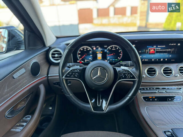 Черный Мерседес Е-Класс, объемом двигателя 2 л и пробегом 107 тыс. км за 45500 $, фото 36 на Automoto.ua