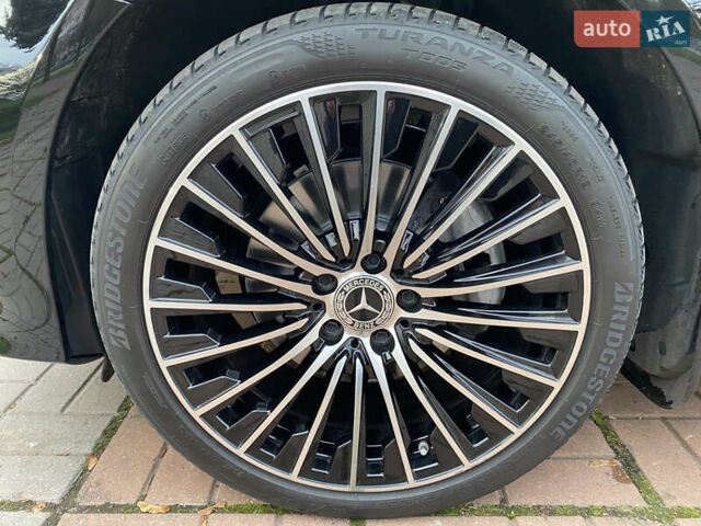 Черный Мерседес Е-Класс, объемом двигателя 2 л и пробегом 71 тыс. км за 53700 $, фото 56 на Automoto.ua