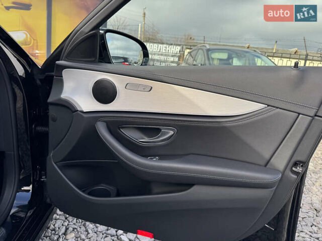 Черный Мерседес Е-Класс, объемом двигателя 2.93 л и пробегом 153 тыс. км за 51999 $, фото 44 на Automoto.ua