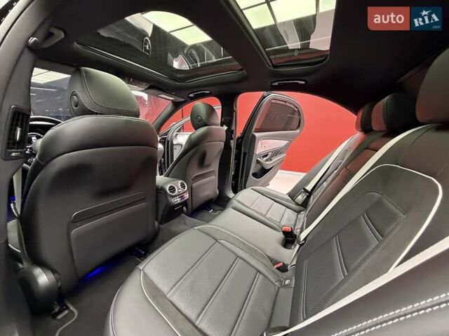 Черный Мерседес Е-Класс, объемом двигателя 4 л и пробегом 47 тыс. км за 113900 $, фото 45 на Automoto.ua