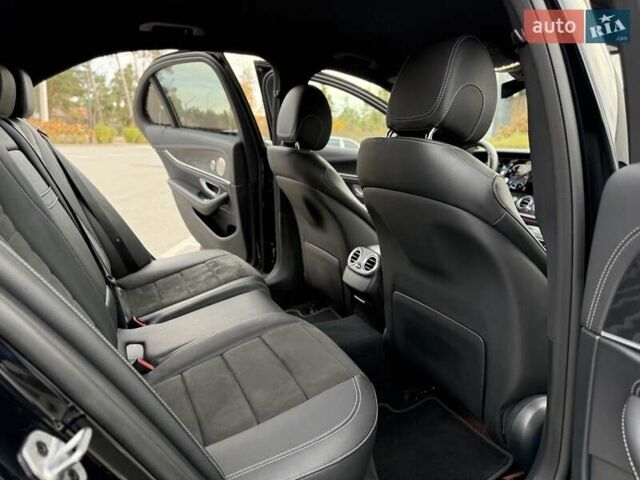 Чорний Мерседес Е-Клас, об'ємом двигуна 1.95 л та пробігом 44 тис. км за 55500 $, фото 47 на Automoto.ua