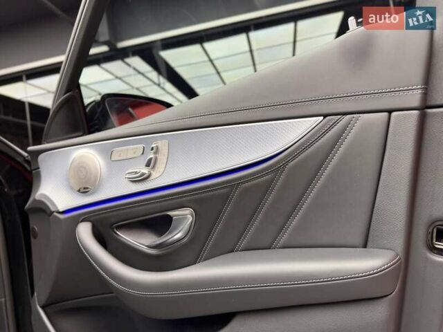 Черный Мерседес Е-Класс, объемом двигателя 4 л и пробегом 47 тыс. км за 113900 $, фото 56 на Automoto.ua