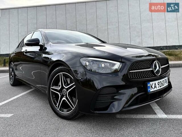 Чорний Мерседес Е-Клас, об'ємом двигуна 1.95 л та пробігом 44 тис. км за 55500 $, фото 5 на Automoto.ua