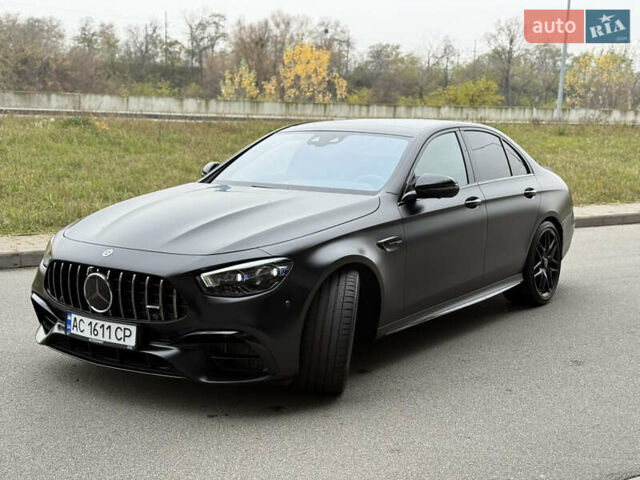 Черный Мерседес Е-Класс, объемом двигателя 4 л и пробегом 47 тыс. км за 120000 $, фото 16 на Automoto.ua