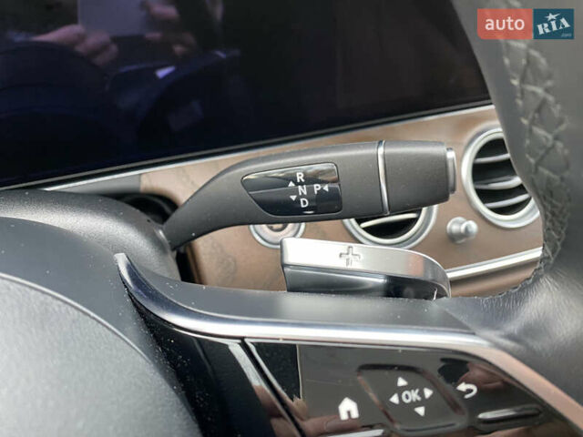 Черный Мерседес Е-Класс, объемом двигателя 2 л и пробегом 71 тыс. км за 53700 $, фото 52 на Automoto.ua