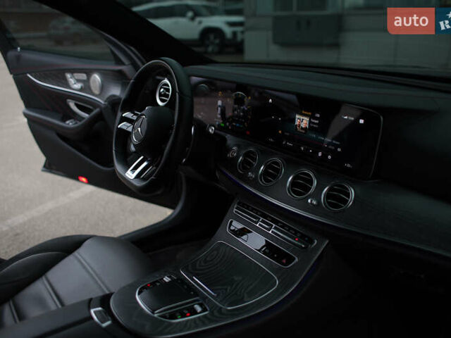 Мерседес Е-Класс 2021 в Киеве на Automoto.ua Черный Мерседес Е-Класс, объемом двигателя 3 л и пробегом 58 тыс. км за 87000 $, фото 18 на Automoto.ua