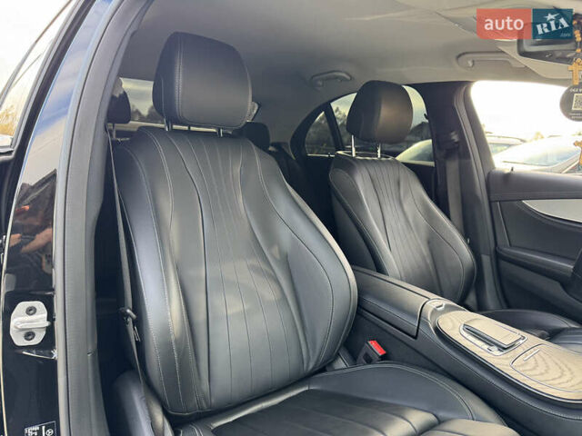 Черный Мерседес Е-Класс, объемом двигателя 2.93 л и пробегом 153 тыс. км за 51999 $, фото 39 на Automoto.ua