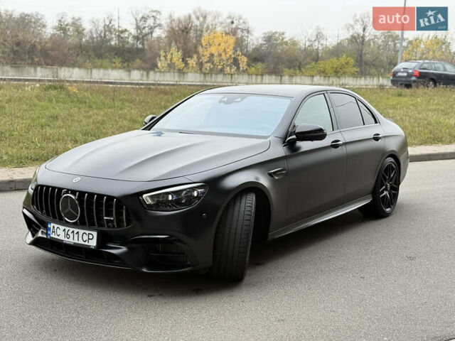 Черный Мерседес Е-Класс, объемом двигателя 4 л и пробегом 47 тыс. км за 120000 $, фото 15 на Automoto.ua
