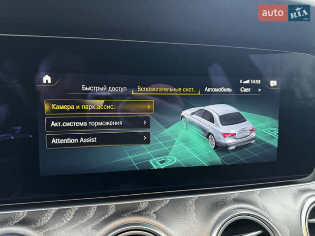 Черный Мерседес Е-Класс, объемом двигателя 2 л и пробегом 70 тыс. км за 51999 $, фото 16 на Automoto.ua