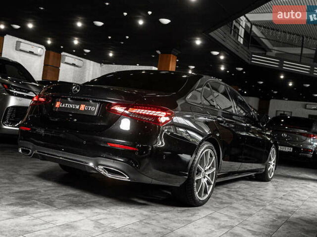 Чорний Мерседес Е-Клас, об'ємом двигуна 1.99 л та пробігом 31 тис. км за 51500 $, фото 10 на Automoto.ua