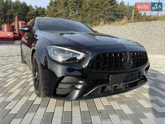 Черный Мерседес Е-Класс, объемом двигателя 2 л и пробегом 60 тыс. км за 61500 $, фото 12 на Automoto.ua