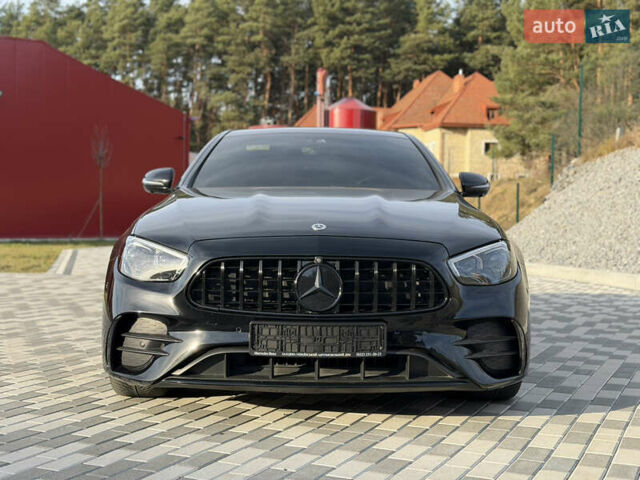 Черный Мерседес Е-Класс, объемом двигателя 2 л и пробегом 60 тыс. км за 61500 $, фото 2 на Automoto.ua