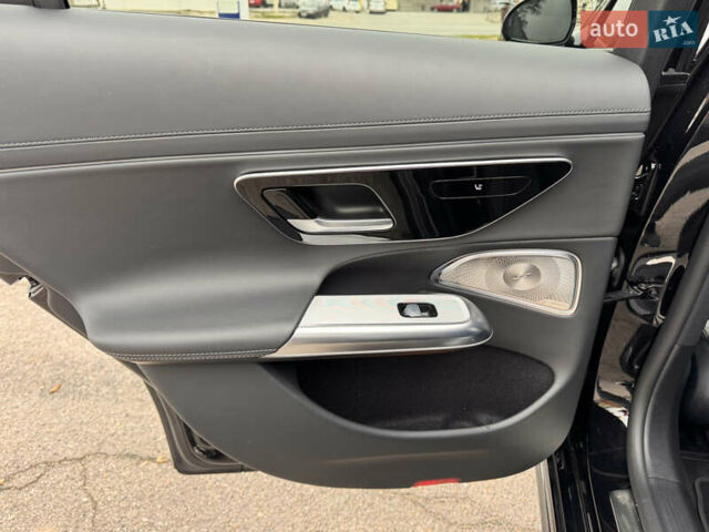 Черный Мерседес Е-Класс, объемом двигателя 2 л и пробегом 42 тыс. км за 102000 $, фото 9 на Automoto.ua