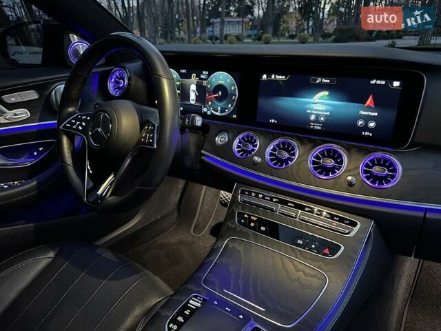 Черный Мерседес Е-Класс, объемом двигателя 1.99 л и пробегом 10 тыс. км за 58000 $, фото 35 на Automoto.ua