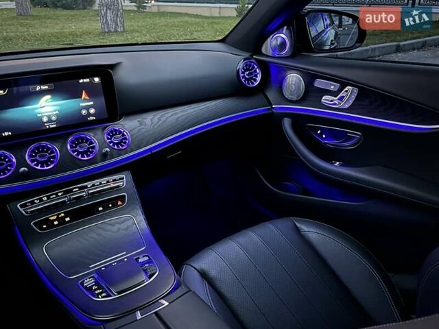 Черный Мерседес Е-Класс, объемом двигателя 1.99 л и пробегом 10 тыс. км за 58000 $, фото 15 на Automoto.ua