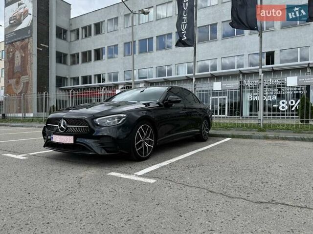 Черный Мерседес Е-Класс, объемом двигателя 2 л и пробегом 9 тыс. км за 61000 $, фото 6 на Automoto.ua