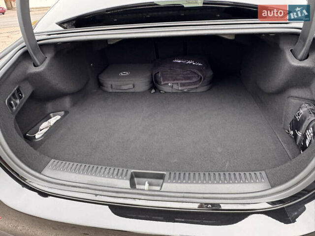 Черный Мерседес Е-Класс, объемом двигателя 2 л и пробегом 42 тыс. км за 102000 $, фото 25 на Automoto.ua