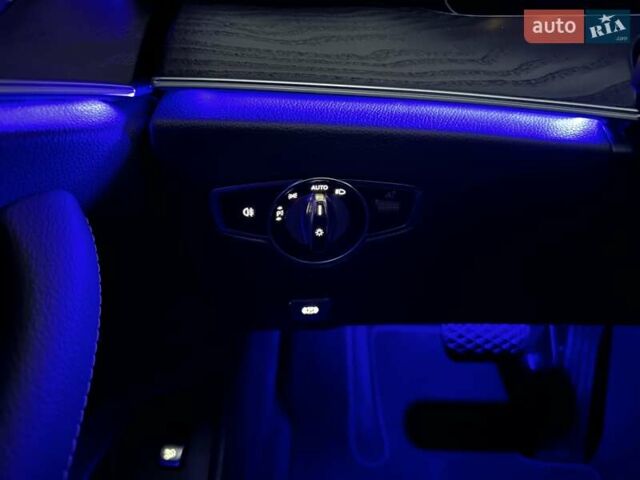 Черный Мерседес Е-Класс, объемом двигателя 1.99 л и пробегом 10 тыс. км за 58000 $, фото 46 на Automoto.ua