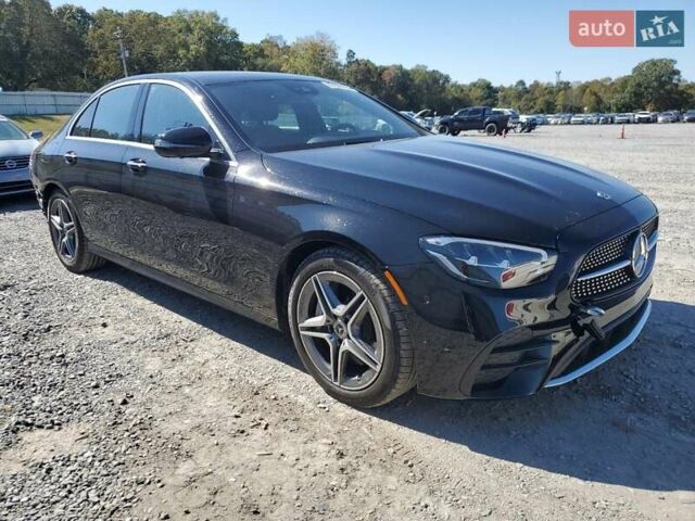 Черный Мерседес Е-Класс, объемом двигателя 1.99 л и пробегом 20 тыс. км за 21000 $, фото 3 на Automoto.ua