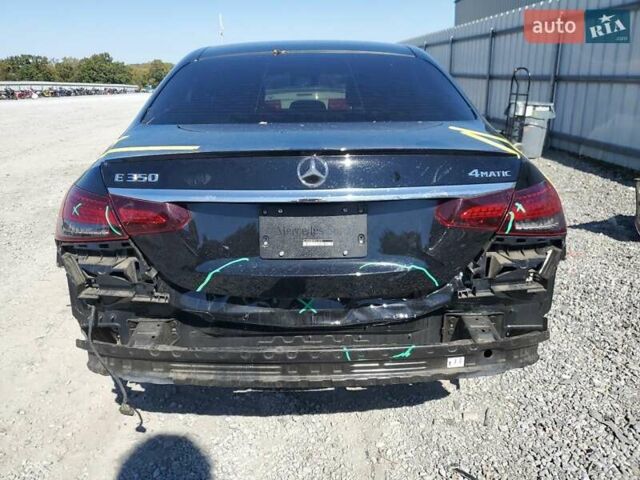 Черный Мерседес Е-Класс, объемом двигателя 1.99 л и пробегом 20 тыс. км за 21000 $, фото 5 на Automoto.ua