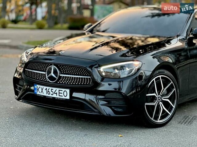 Черный Мерседес Е-Класс, объемом двигателя 1.99 л и пробегом 10 тыс. км за 58000 $, фото 3 на Automoto.ua