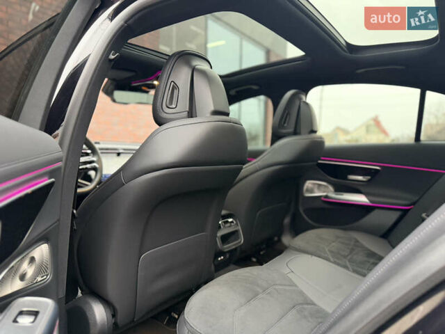 Чорний Мерседес Е-Клас, об'ємом двигуна 2 л та пробігом 25 тис. км за 87500 $, фото 10 на Automoto.ua