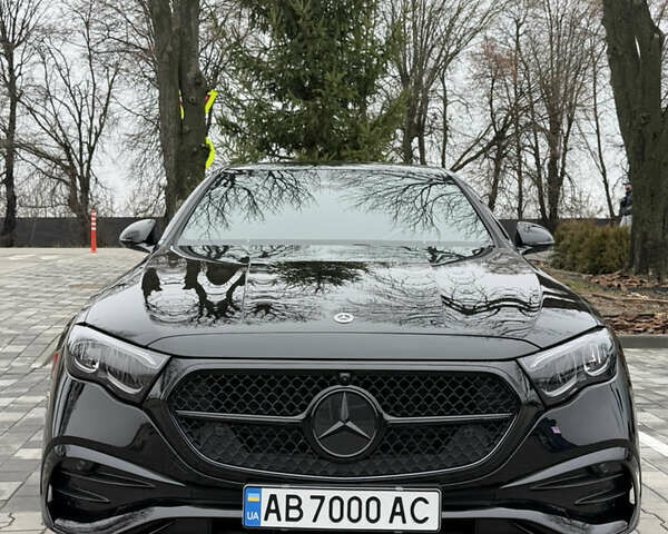 Чорний Мерседес Е-Клас, об'ємом двигуна 2 л та пробігом 25 тис. км за 87500 $, фото 17 на Automoto.ua