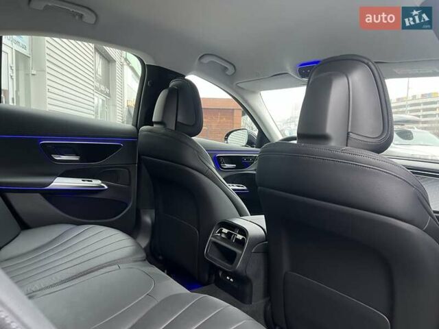 Чорний Мерседес Е-Клас, об'ємом двигуна 1.99 л та пробігом 1 тис. км за 84500 $, фото 27 на Automoto.ua