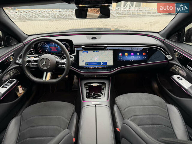 Чорний Мерседес Е-Клас, об'ємом двигуна 2 л та пробігом 25 тис. км за 87500 $, фото 20 на Automoto.ua