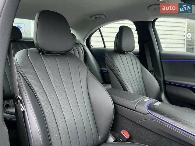 Чорний Мерседес Е-Клас, об'ємом двигуна 1.99 л та пробігом 1 тис. км за 84500 $, фото 29 на Automoto.ua