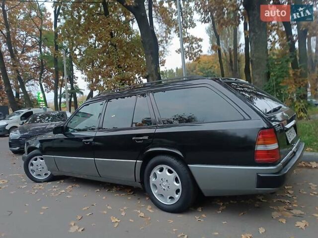 Черный Мерседес Е-Класс, объемом двигателя 2.8 л и пробегом 270 тыс. км за 4000 $, фото 3 на Automoto.ua