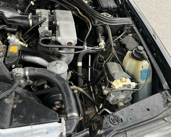 Черный Мерседес Е-Класс, объемом двигателя 2.2 л и пробегом 251 тыс. км за 7500 $, фото 23 на Automoto.ua